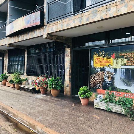 法米利亚公寓式酒店 伊瓜苏港 外观 照片